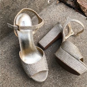 Michael Michael Kors  4” Platform Open Toe crystals embellishment Sandals heels